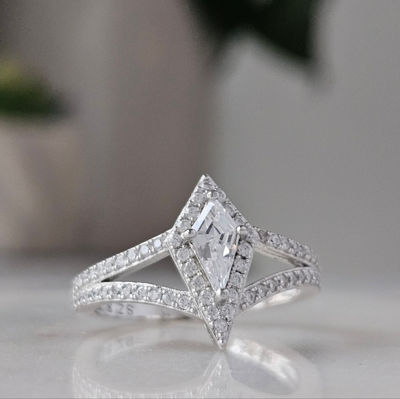 Kite Ring, Disney Frozen Ring Collection, 925 Sterling Silver - Picture 3 of 6